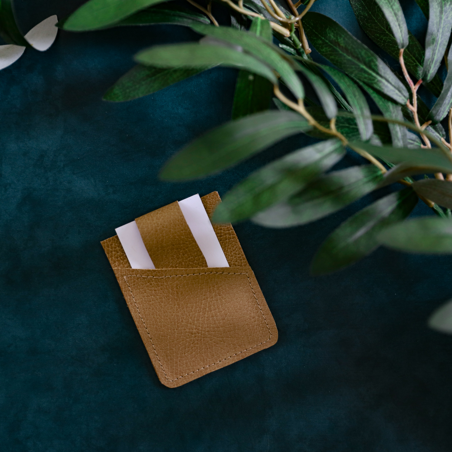 Sew a business card wallet with faux leather by Danielle Webb #sprinklesofzeal #cloverusa #sewingpatternsforbeginner #novicesewing #fauxleather #beginnersewingprojects